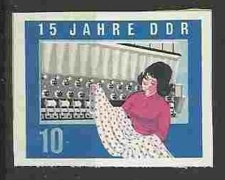 (1964-073) Марка Германия (ГДР) "Ткачиха"    ГДР 15 лет II &Theta;