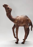 Статуэтка Верблюд папье маше кожа  39 см (в ремонт)