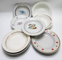 Тарелки суповые разные 8 штук