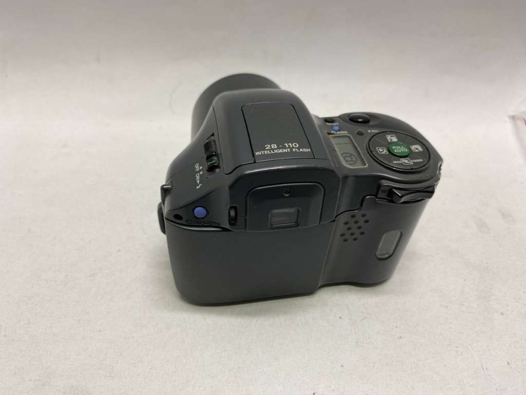 Фотоаппарат пленочный OLIMPUS 28-100, Япония