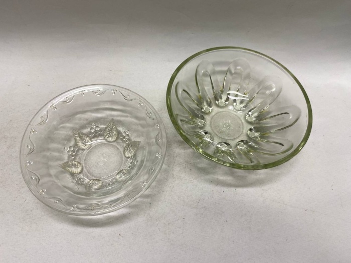 Конфетница фруктовница стекло СССР, 2 шт