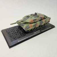 Altaya Leopard 2 AR 1:72 в акриловом боксе без журнала
