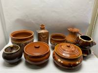Набор керамики, горшки, кувшин, штоф
