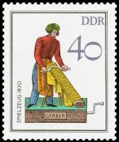 (1982-107) Марка Германия (ГДР) "Кожевник"    Исторические игрушки III Θ