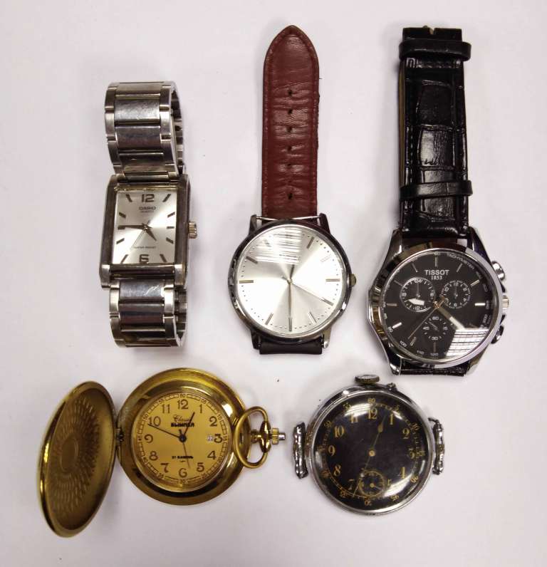 Набор часов, карманные и наручные, 11 шт, &quot;Ракета&quot;, &quot;Заря&quot;, &quot;Casio и др., не рабочие (сост. на фото)