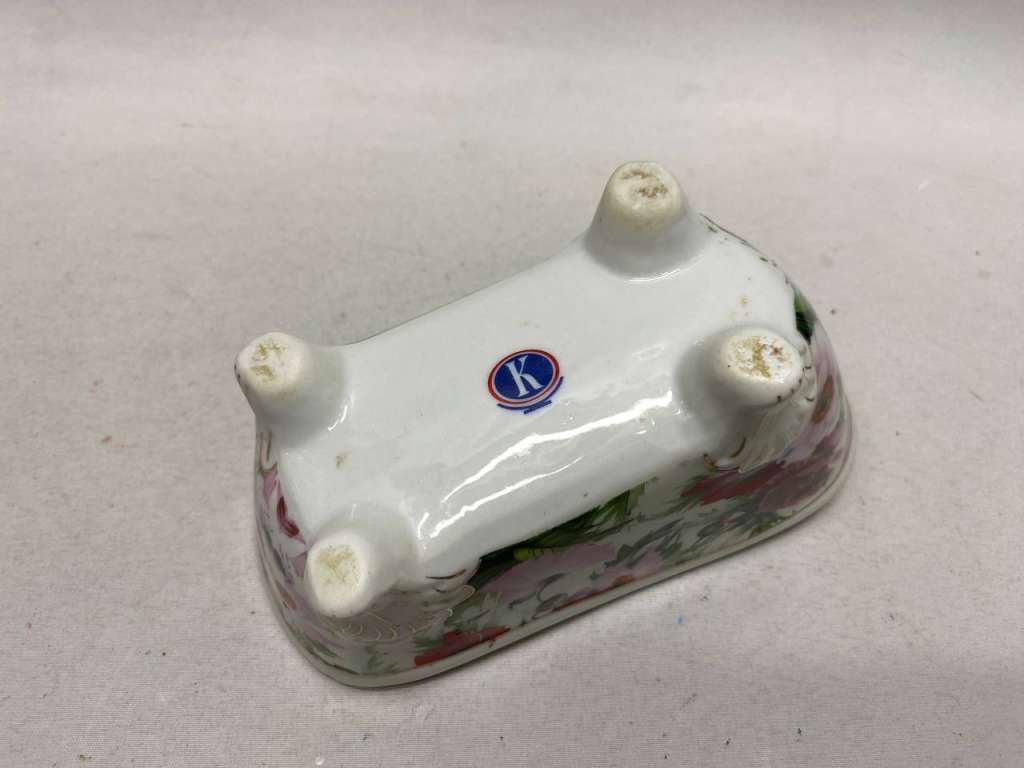 Салфетница в форме ванны фарфор