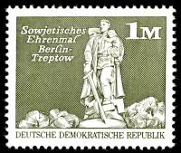 (1973-070) Марка Германия (ГДР) "Советский воин, Трептов-парк"    Архитектура ГДР III Θ