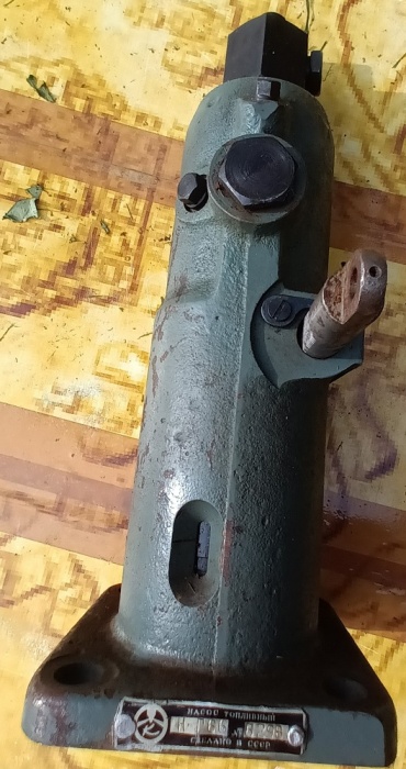 Насос топливный корабльный Н-Г 66 СССР