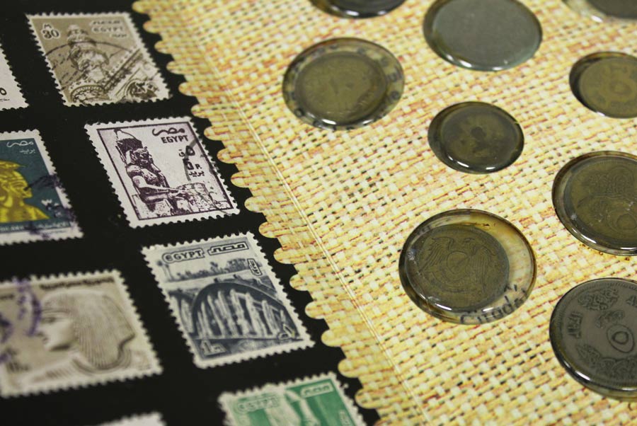 Набор монет и марок Египта. 12 монет и 12 марок, в буклете (см. фото)