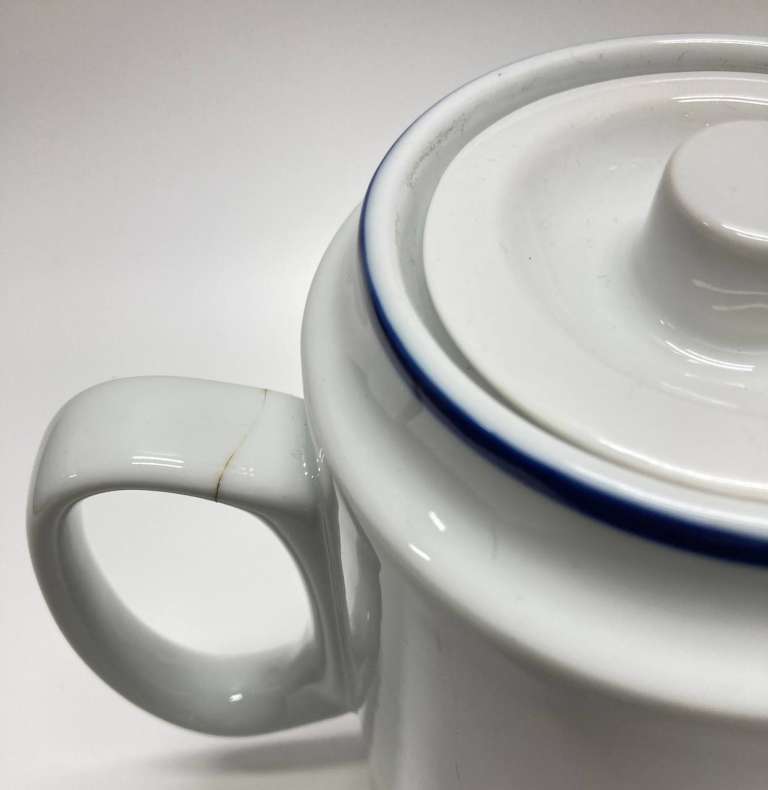 Кофейник, фарфор, Чехословакия (склейка на ручке)