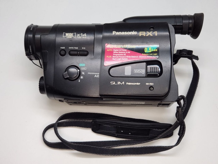 Видеокамера Panasonic NV-RX1  Япония  на запчасти