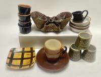 Набор керамики 15 предметов кашпо + стопки + чашка  + тарелки + сливочник + блюдца