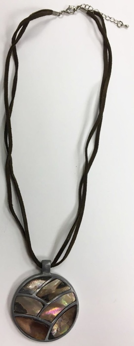 Колье, бижутерия (сост. на фото)