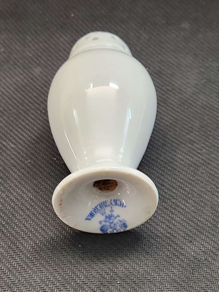 Солонка перечница фарфор М.С. Кузнецова, царская Россия