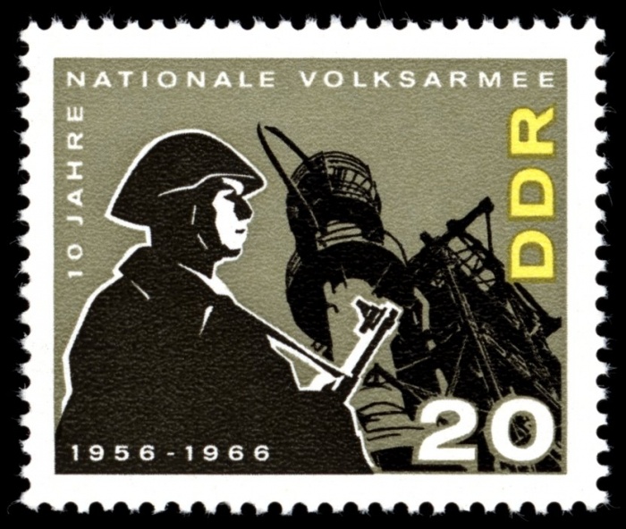 (1966-011) Марка Германия (ГДР) &quot;Промышленность&quot;    Народная Армия ГДР II Θ