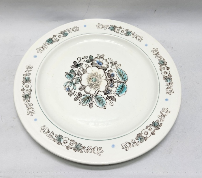 Блюдо круглое ЗИК 35 см (сост. на фото)