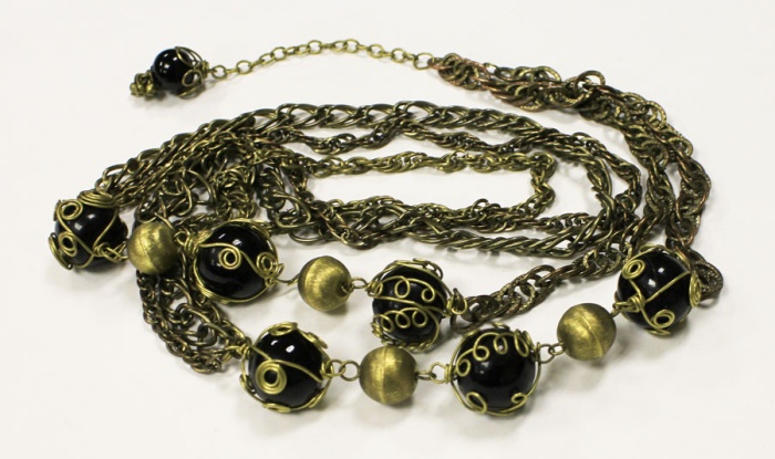 Винтажные бусы, металл, пластик, СССР (см. фото)