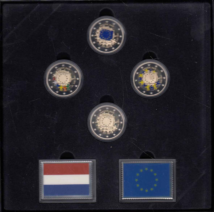 (2015, 4м+2жетона) Набор Нидерланды (Голландия) 2015 год &quot;30 лет флагу Европы&quot;   Футляр