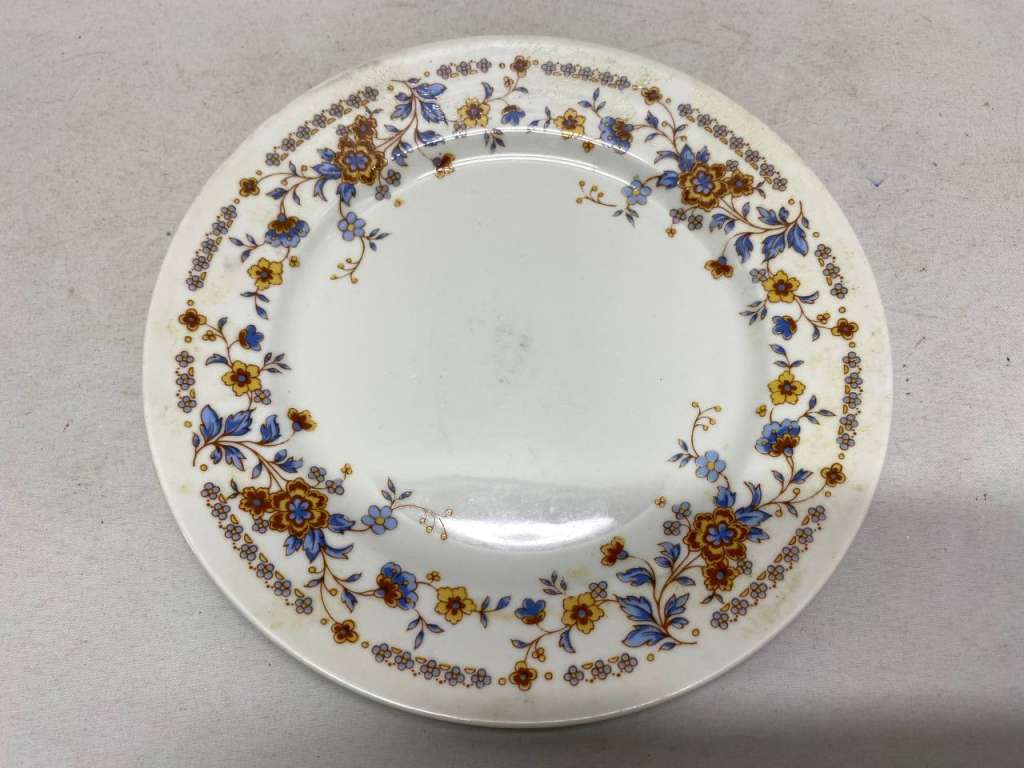 Тарелка десертная ГДР 19 см