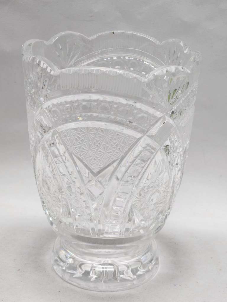 Ваза хрустальная широкая  СССР 20 х15 см