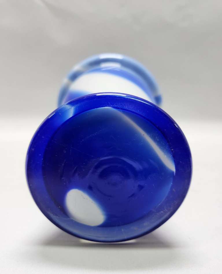 Ваза трехслойная голубая ЛЗХС