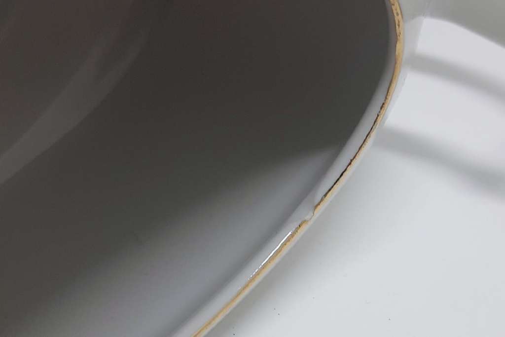 Соусник, фарфор, есть небольшой скол, Рига (сост. на фото)