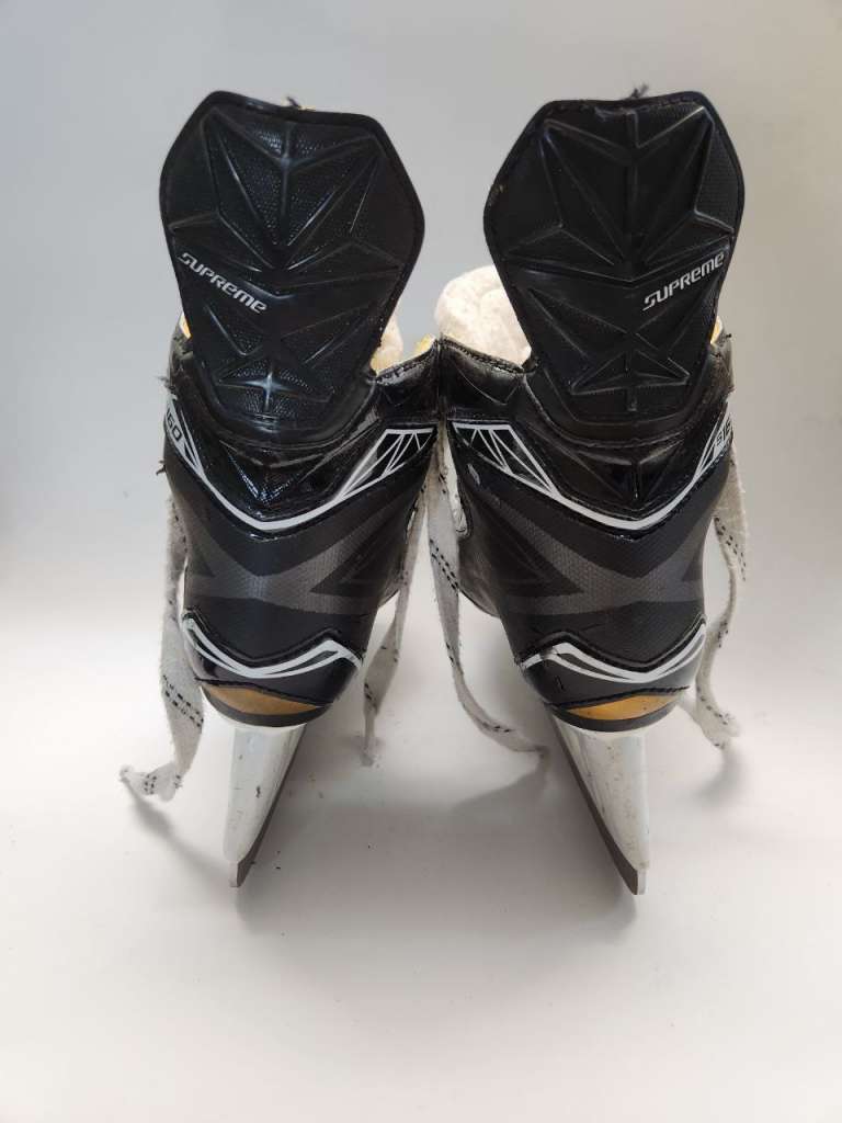 Хоккейные коньки Bauer S160 размер 33 б\у