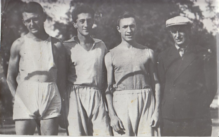 Фотография &quot;Спортсмены&quot; (сост. на фото)