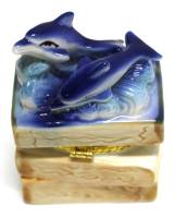 Шкатулка "Дельфины", фарфор, 10*7 см., СССР (сост. отл.)