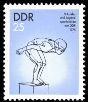 (1975-060) Марка Германия (ГДР) "Плавание"    Спартакиада, Берлин II Θ