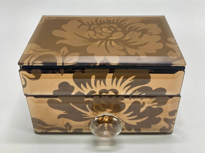 Шкатулка стеклянная