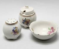 Набор для специй 3 предмета фарфор  (сост. на фото)