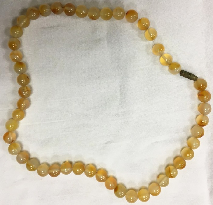 Бусы, предположительно цитрин натуральный камень бежевый 