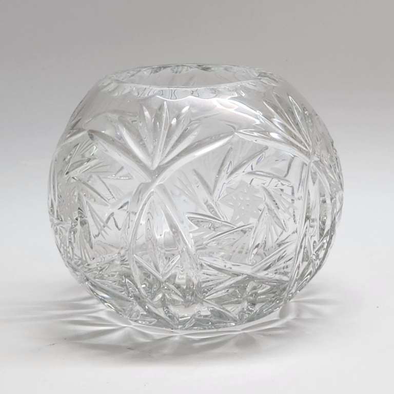 Ваза - шар хрусталь СССР высота 11 см