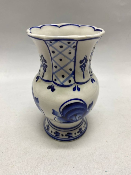 Ваза гжель 13 см ручная работа