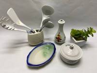 Набор посуды для кухни 10 предметов, приборы, селедочница, подтавка, сахарница, цветок в кашпо