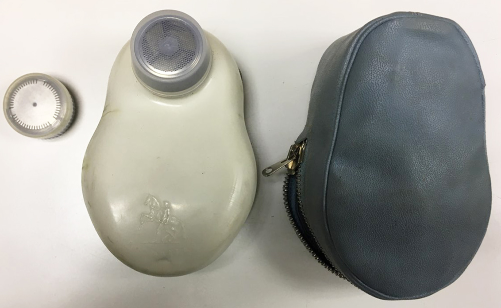 Бритва заводная механическая &quot;Спутник&quot; (сост. на фото)