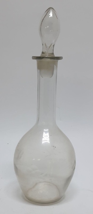 Графин стеклянный, СССР (сост. на фото)