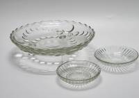 Фруктовница на трех ножках и 2 розетки стекло СССР