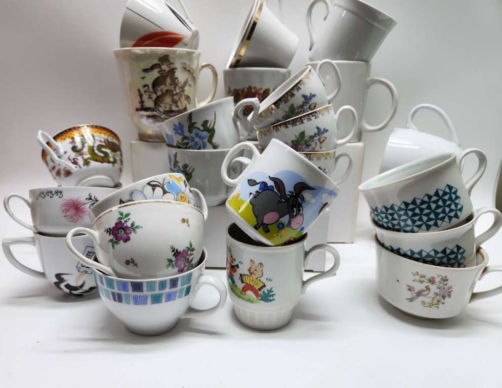 Чашки кружки чайные разные 25 штук