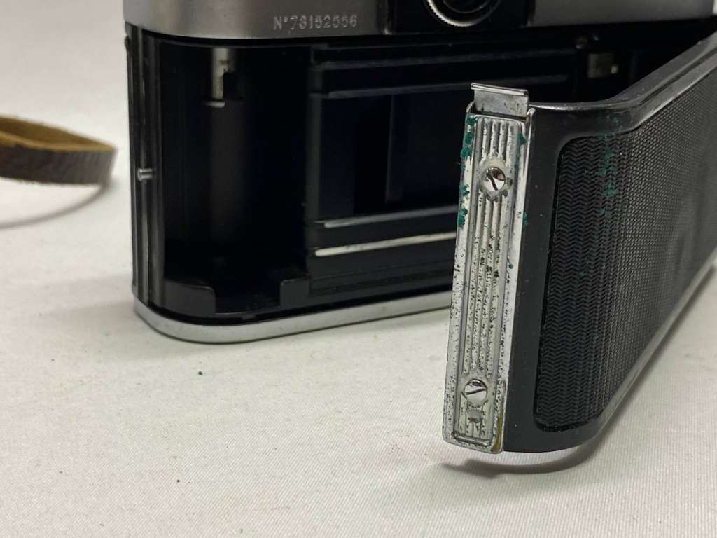 Фотоаппарат Зенит - В с объективом Индустар 50-2