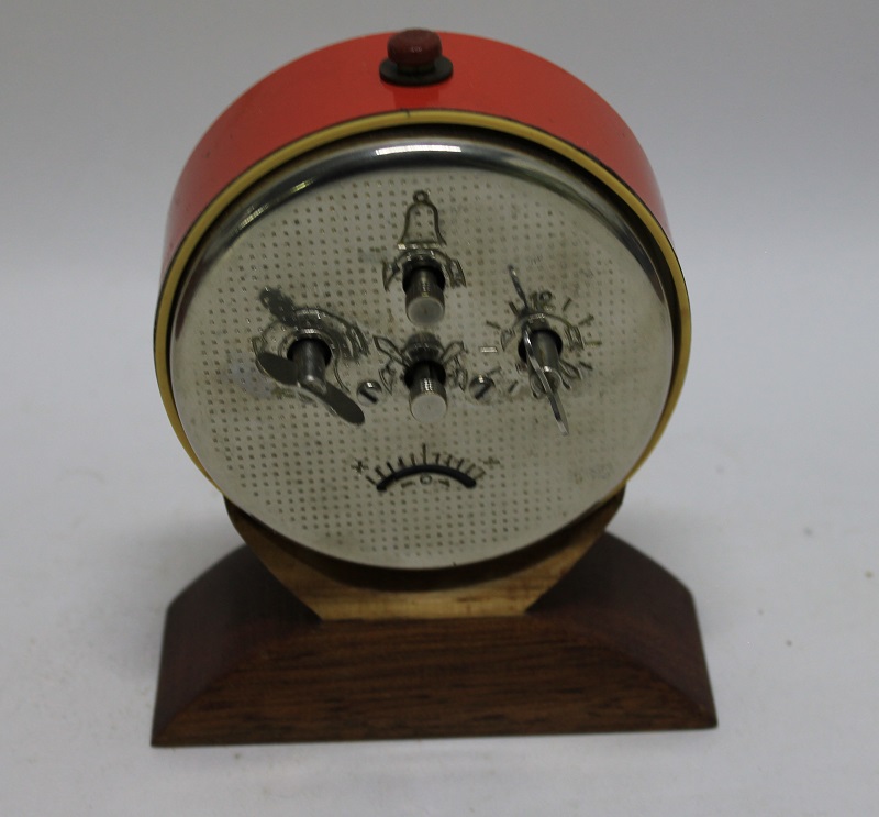 Будильник "Витязь", механика, СССР (сост. на фото)