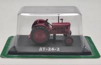 Тракторы история люди машины модель ДТ 24 2 в коробке-блистере без журнала