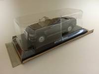 Модель авто 1:43 Аурус Сенат Кабриолет в коробке-блистере
