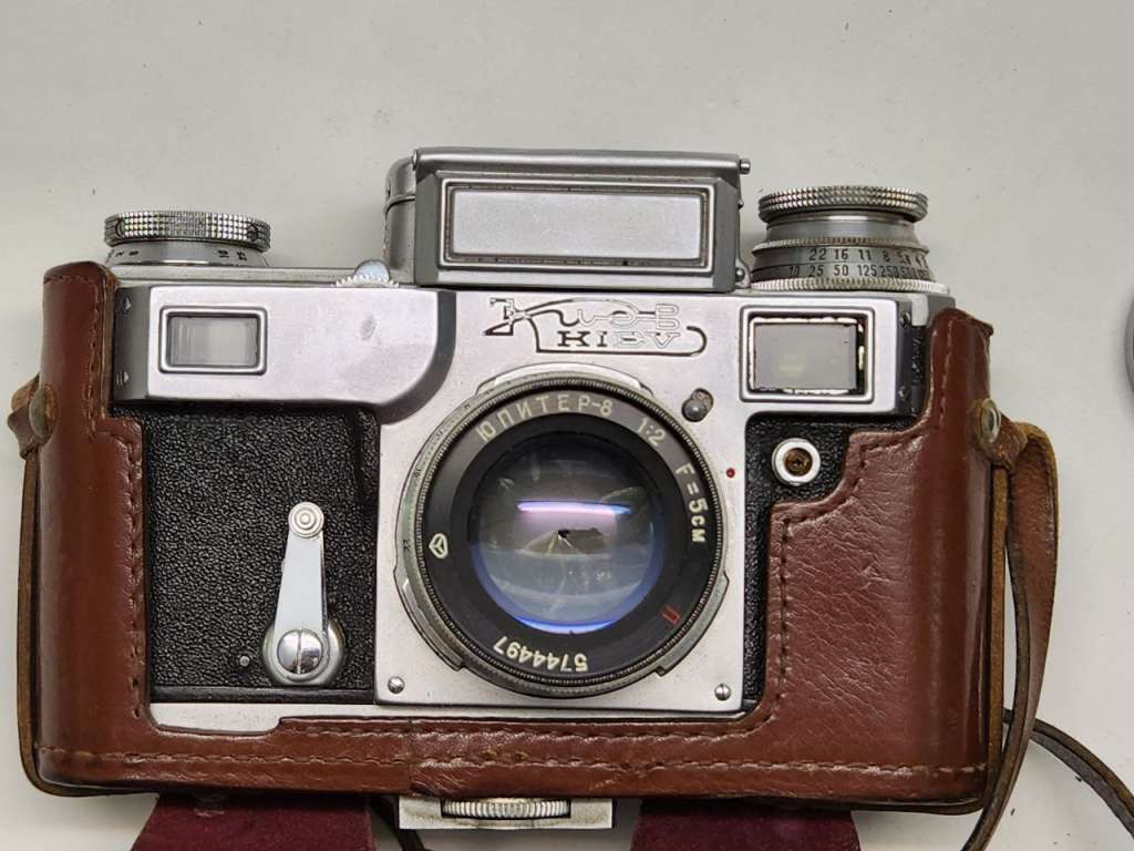 Фотоаппарат плёночный Киев Объектив Юпитер 8 СССР  