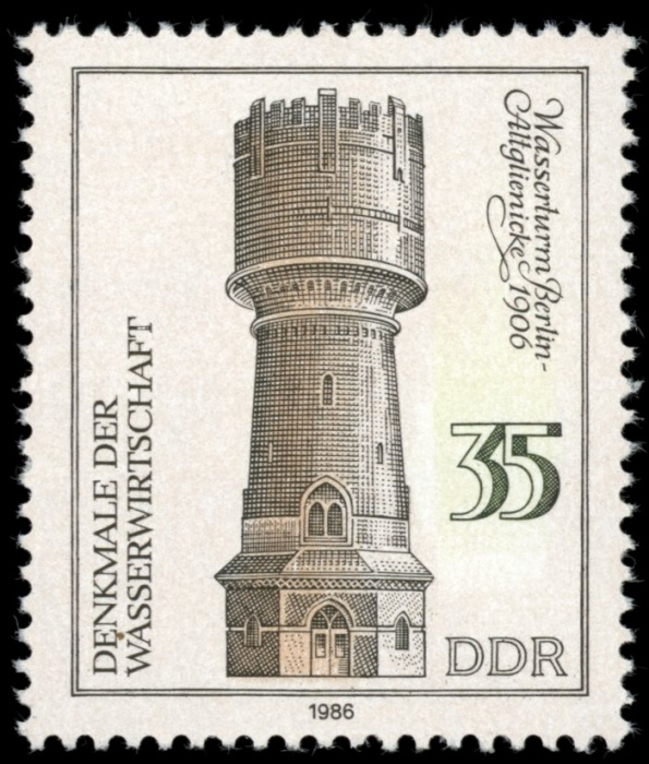 (1986-002) Марка Германия (ГДР) &quot;Водонапорная башня, Берлин (1906)&quot;    Водоснабжение III O