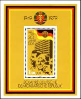 (1979-081) Блок Германия (ГДР) "Семья"    ГДР 30 лет III Θ