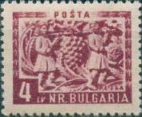 (1953-005) Марка Болгария "Иконостас в Пазарджике (Коричнево-красная)"   Стандартный выпуск. Древнеб