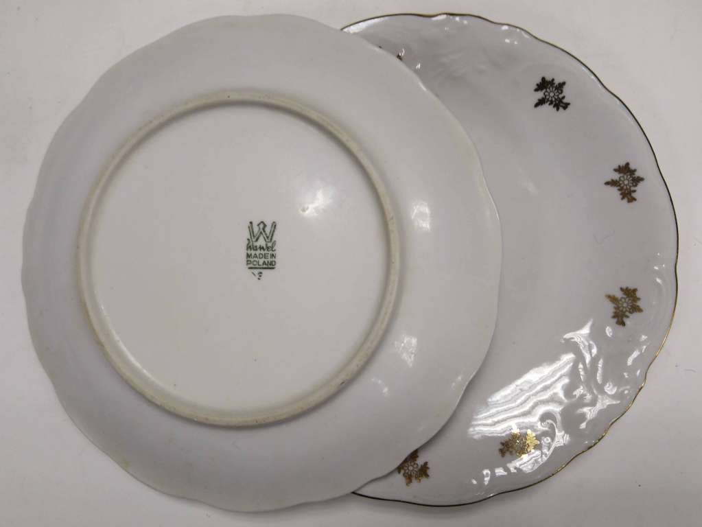 Набор посуды тарелки, чашки б/у, 22 шт, фарфор, керамика, Россия (состояние на фото)