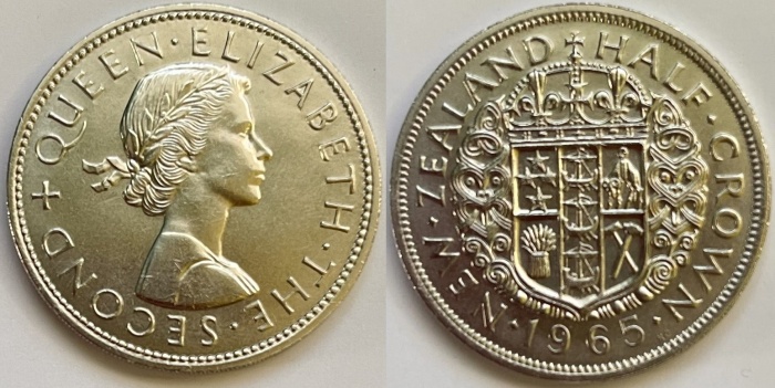 1965 Монета Новая Зеландия 1/2 кроны Елизавета II  Медь-Никель  UNC